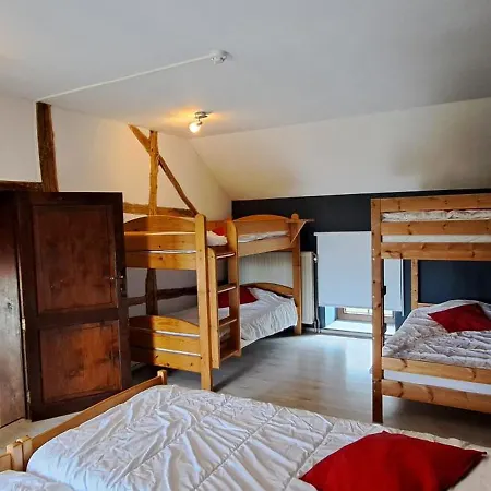 Le Hourlay Semesterbostad